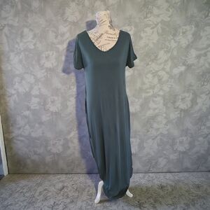 Chic Forest‎ Green Maxi Dress